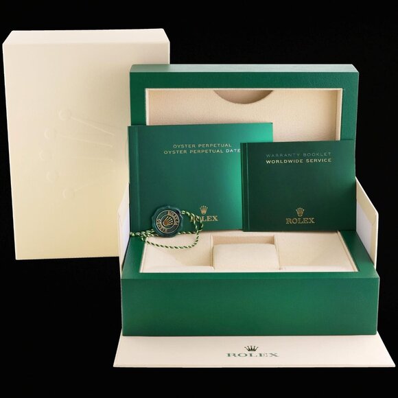 Sale! Mint! Rolex 36mm Men's Watch! Comes with original box!! - Picture 5 of 6